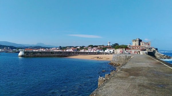 Comment profiter au mieux du surf quand on est dans un camping en bord de mer au Pays basque ?