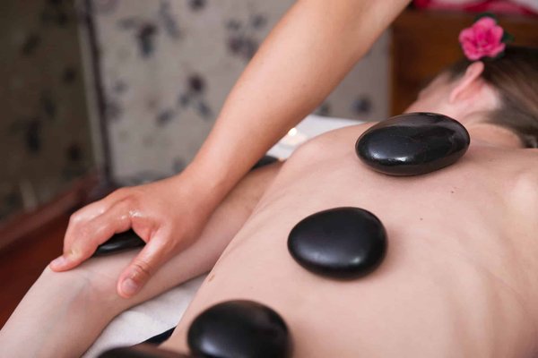 Comment profiter d'un massage relaxant à Biarritz ?