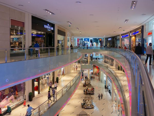 Où faire du shopping à Biarritz ? Découvrez les meilleures adresses !